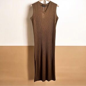 Pretty Garden Sleeveless Ribbed V-Neck Maxi Dress Brown M NWT